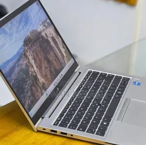 New Laptop HP EliteBook 840 G8 16GB Intel Core i5 SSD 512GB