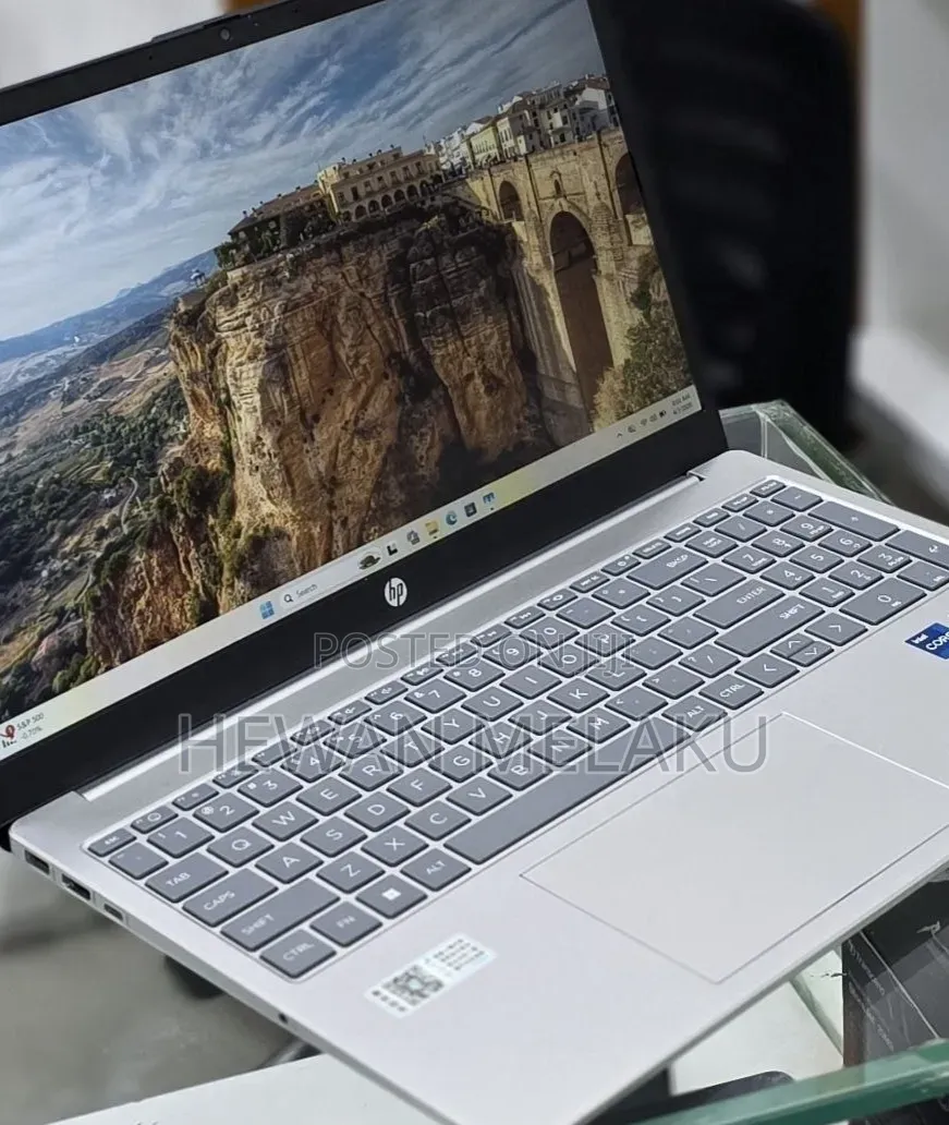 New Laptop HP Stream Notebook 16GB Intel Core i7 SSD 1T