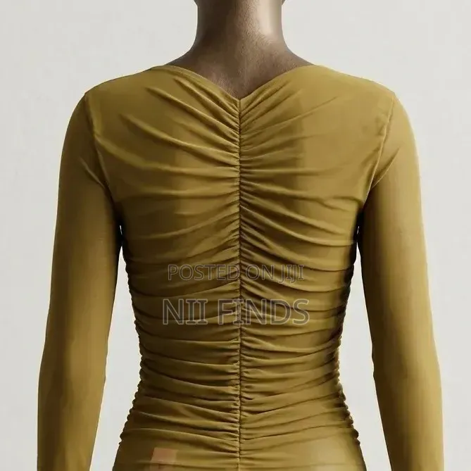 Ruched Long Sleeve Top