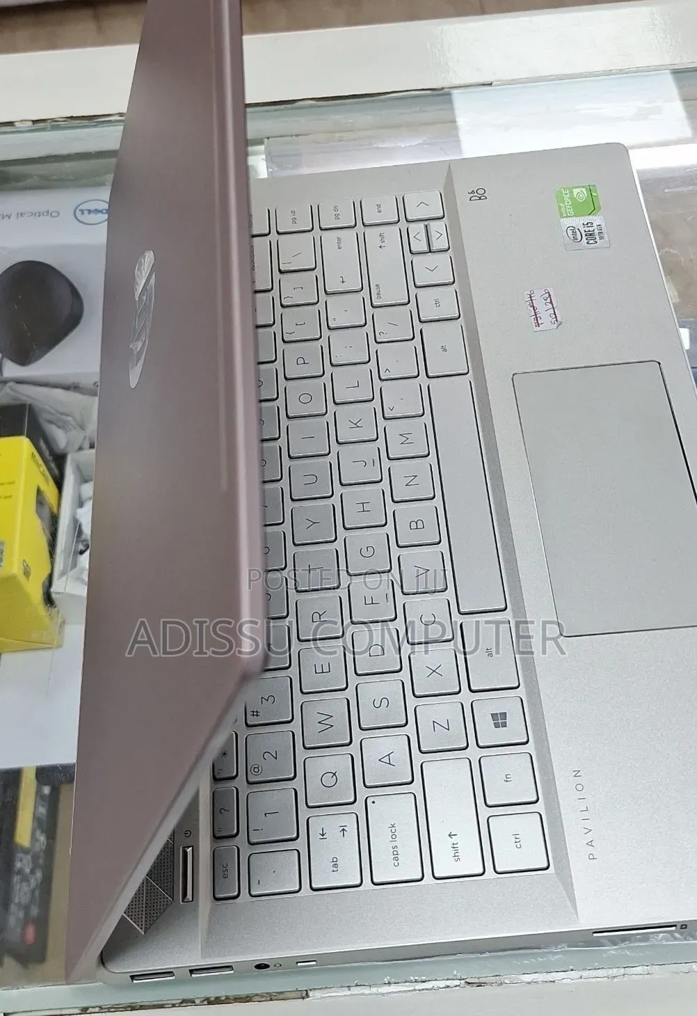 New Laptop HP Pavilion 15 8GB Intel Core i5 SSD 512GB