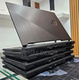 Laptop Asus ROG Strix G15 16GB Intel Core i7 SSD 512GB