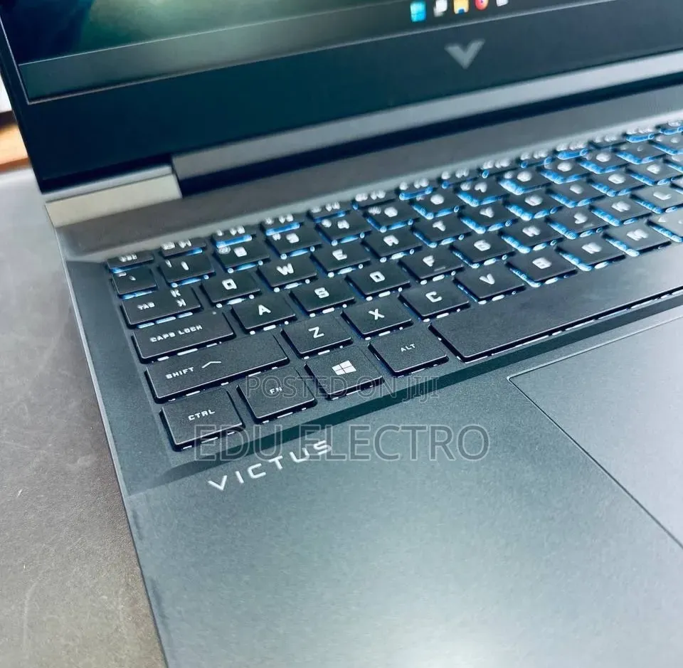 New Laptop HP Victus 15 16GB Intel Core i7 SSD 512GB