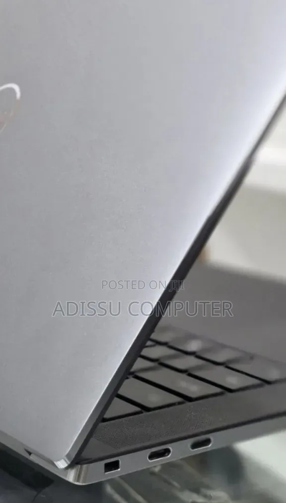 New Laptop Dell Precision 5550 16GB Intel Core i7 SSD 512GB
