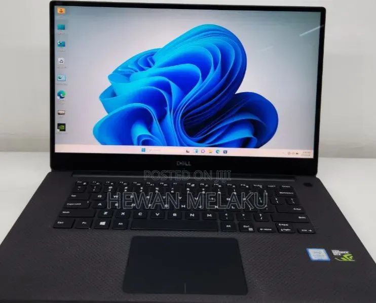 New Laptop Dell XPS 15 16GB Intel Core i7 SSD 512GB