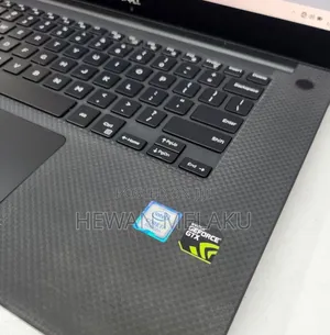 New Laptop Dell XPS 15 16GB Intel Core i7 SSD 512GB