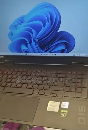 New Laptop HP Omen 15 16GB Intel Core i7 SSD 512GB