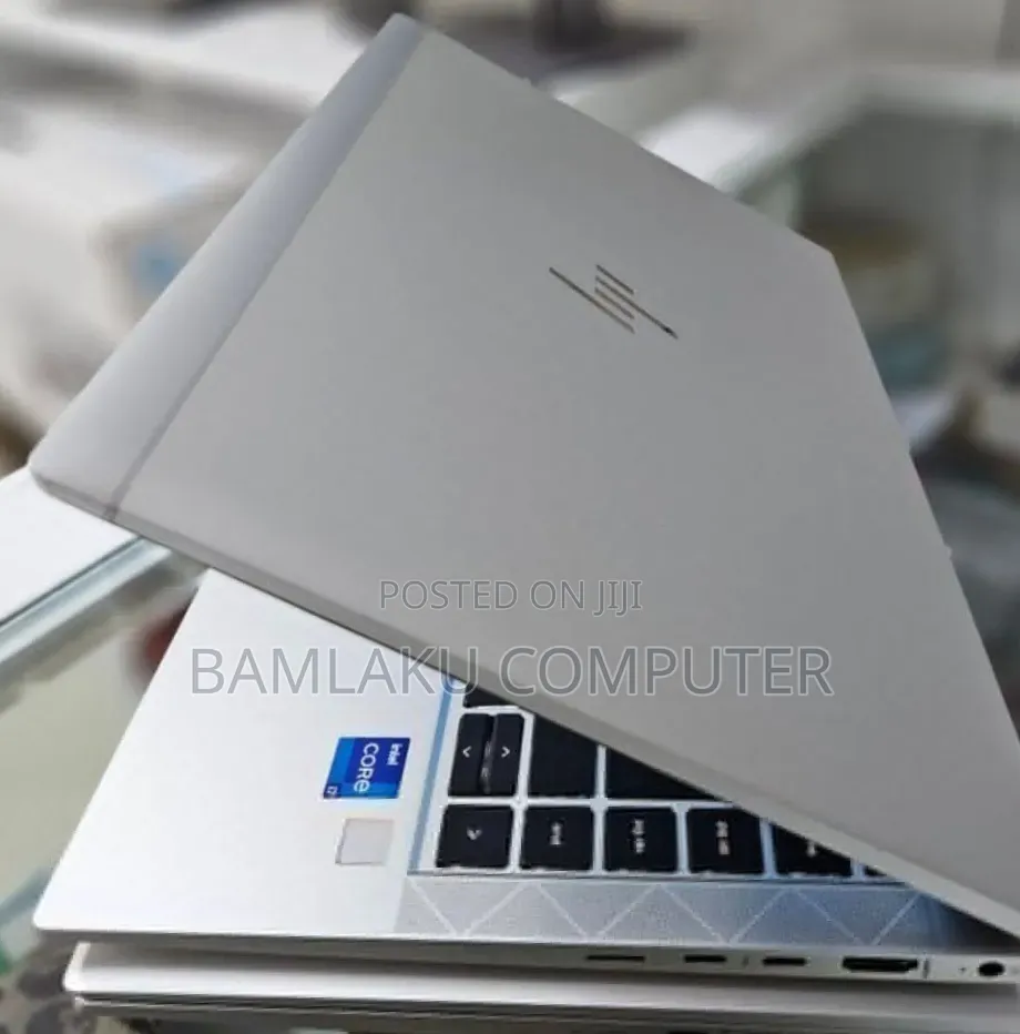 New Laptop HP EliteBook 840 G8 16GB Intel Core i7 SSD 512GB
