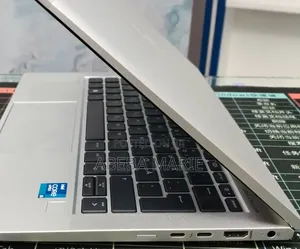 New Laptop HP EliteBook 830 G8 16GB Intel Core i5 SSD 512GB
