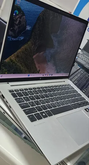New Laptop HP EliteBook 840 16GB Intel Core i7 SSD 512GB