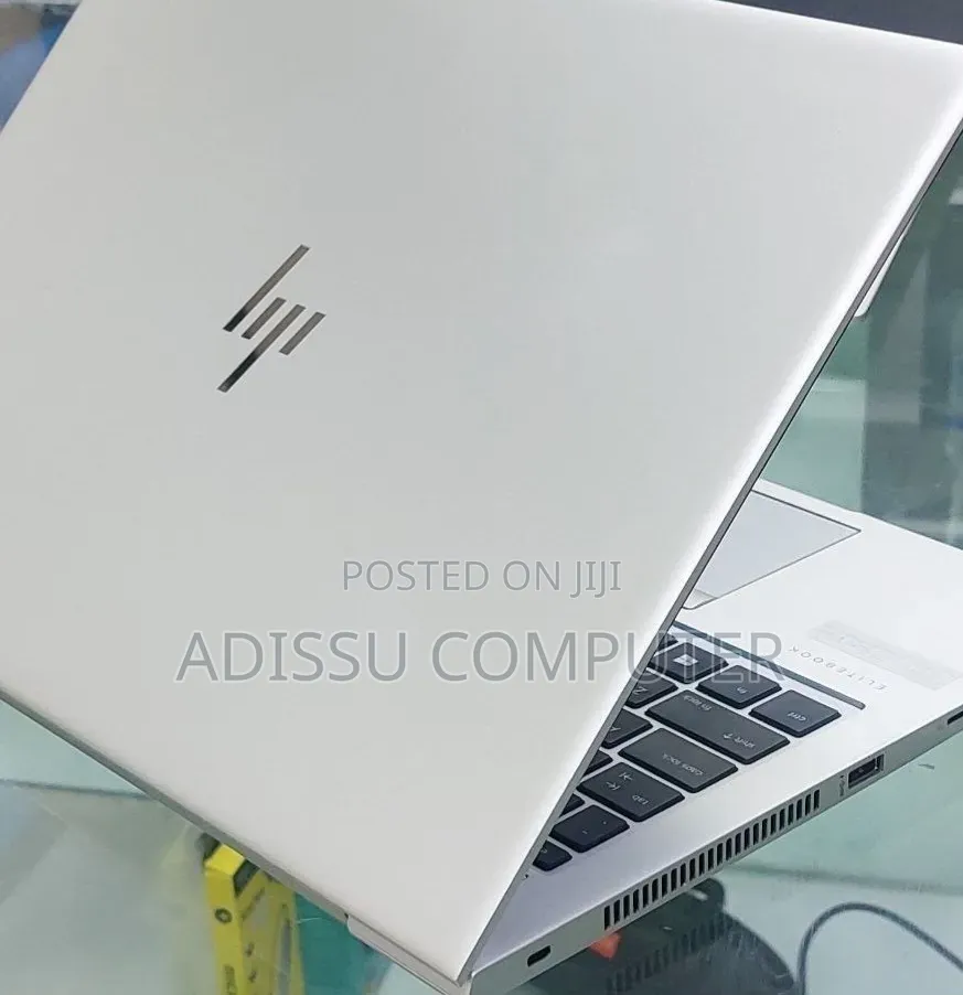 New Laptop HP EliteBook 840 G5 8GB Intel Core i7 SSD 512GB