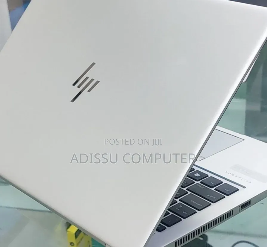 New Laptop HP EliteBook 840 G5 8GB Intel Core i7 SSD 512GB
