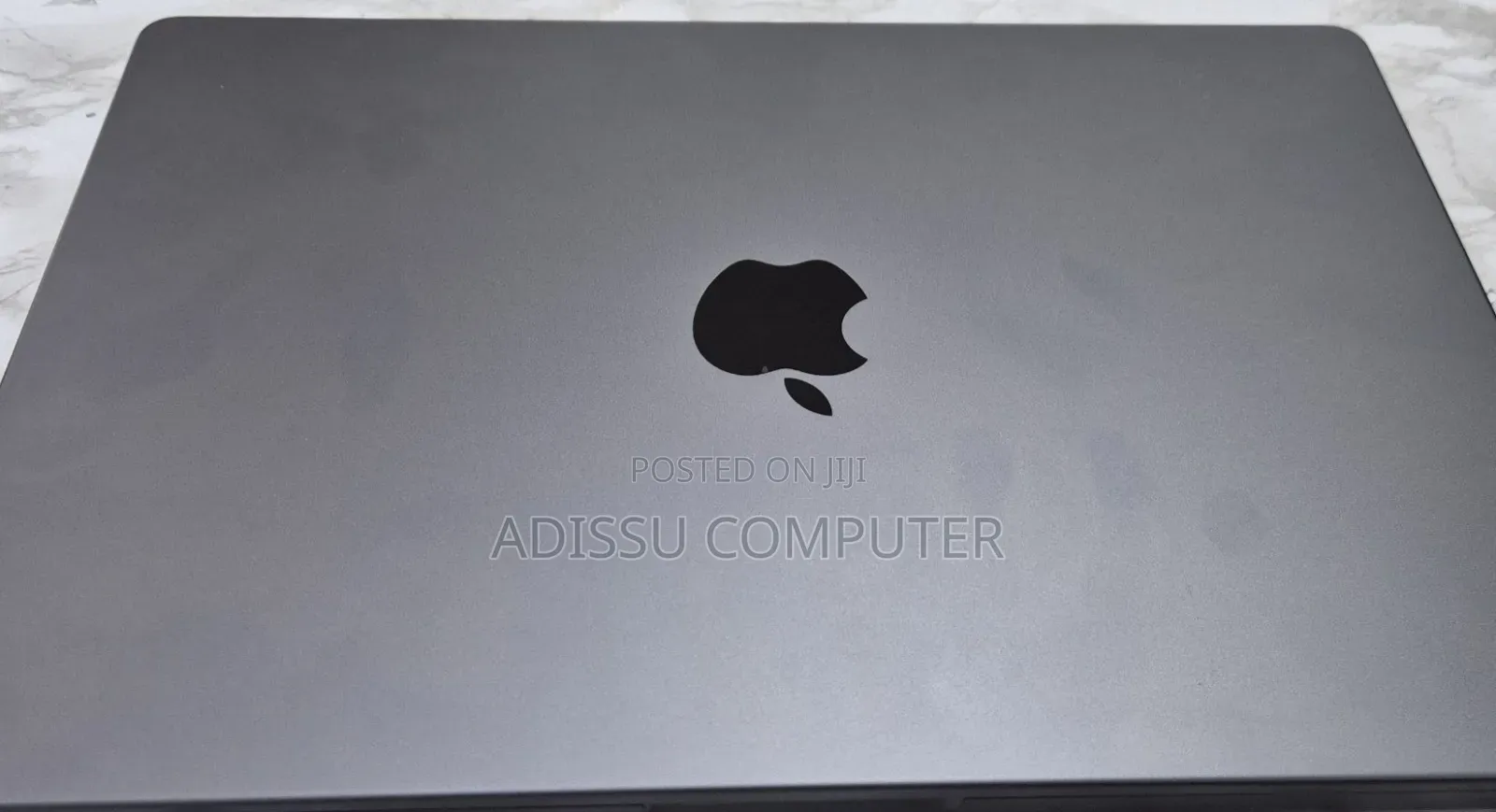New Laptop Apple MacBook Pro 2019 16GB Apple M5 Pro SSD 1T