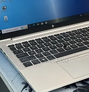 New Laptop HP EliteBook 840 G8 16GB Intel Core i7 SSD 512GB