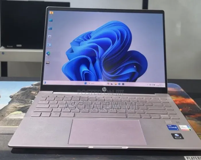 New Laptop HP Pavilion 14 16GB Intel Core i7 SSD 512GB