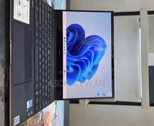 New Laptop Asus Zenbook 14 16GB Intel Core i7 SSD 512GB