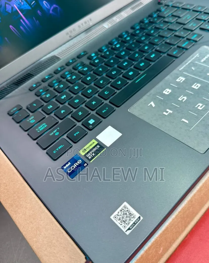 New Laptop Asus ROG Strix G16 G614 16GB Intel Core i9 SSD 1T