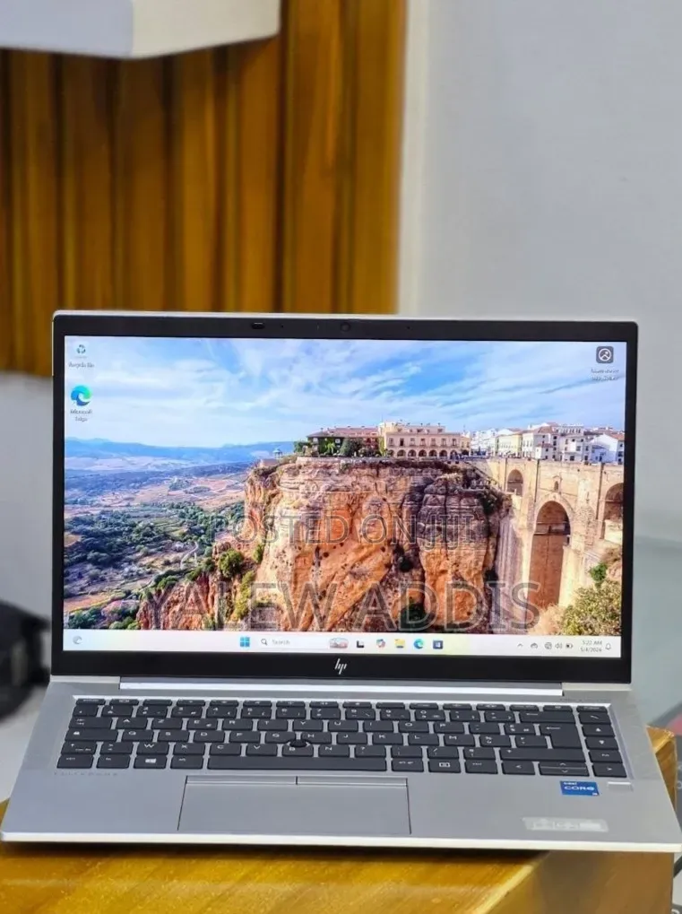 New Laptop HP EliteBook 840 G8 16GB Intel Core i5 SSD 512GB