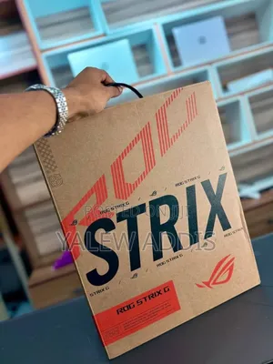 New Laptop Asus ROG Strix G16 16GB Intel Core i7 SSD 1T