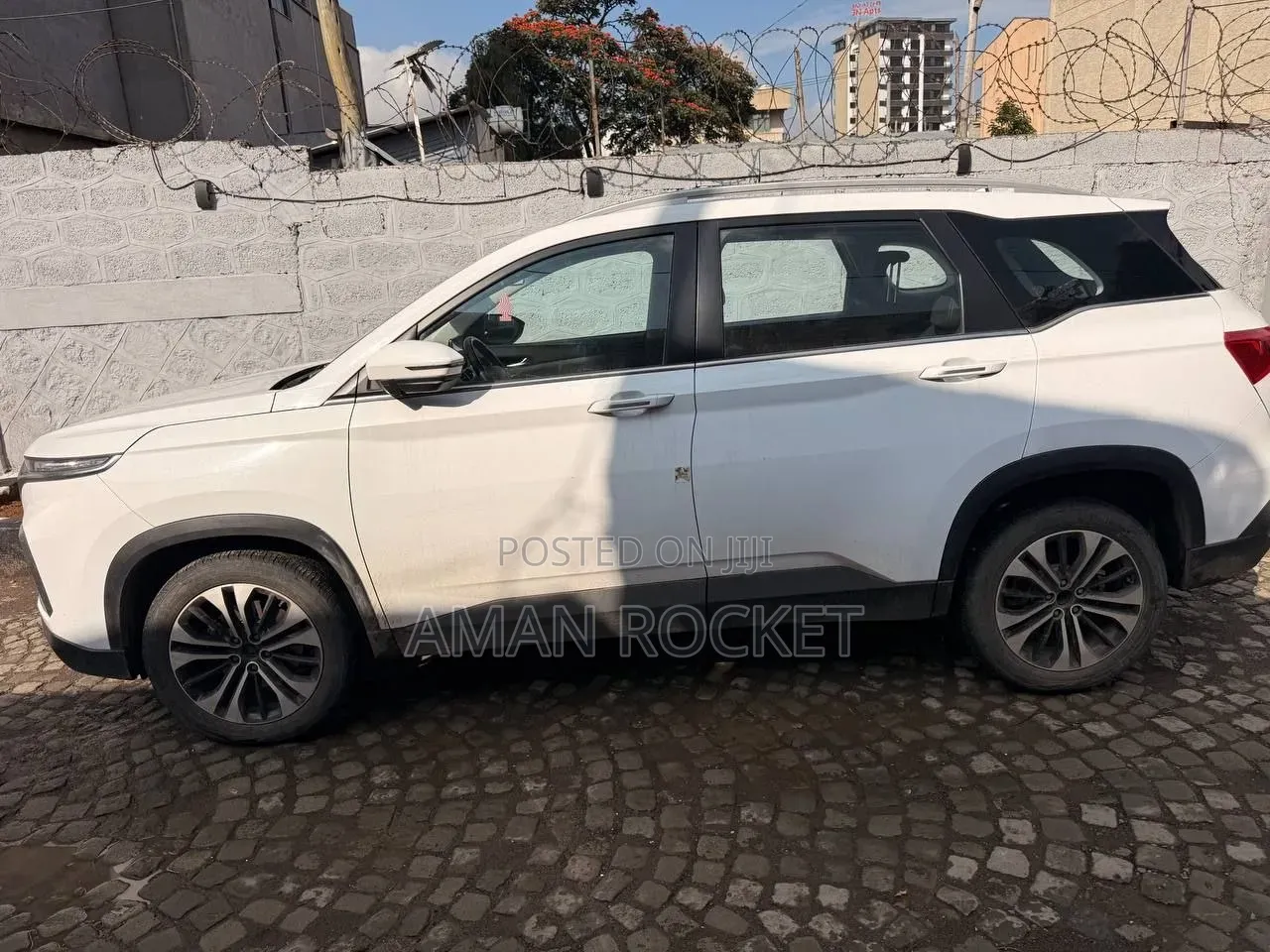 Chevrolet Captiva 2023 White