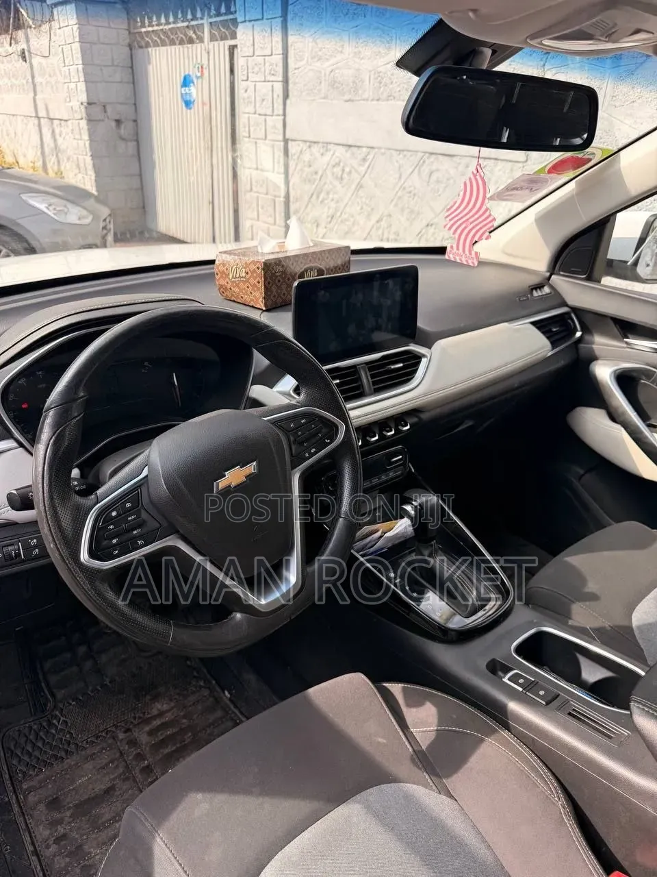 Chevrolet Captiva 2023 White