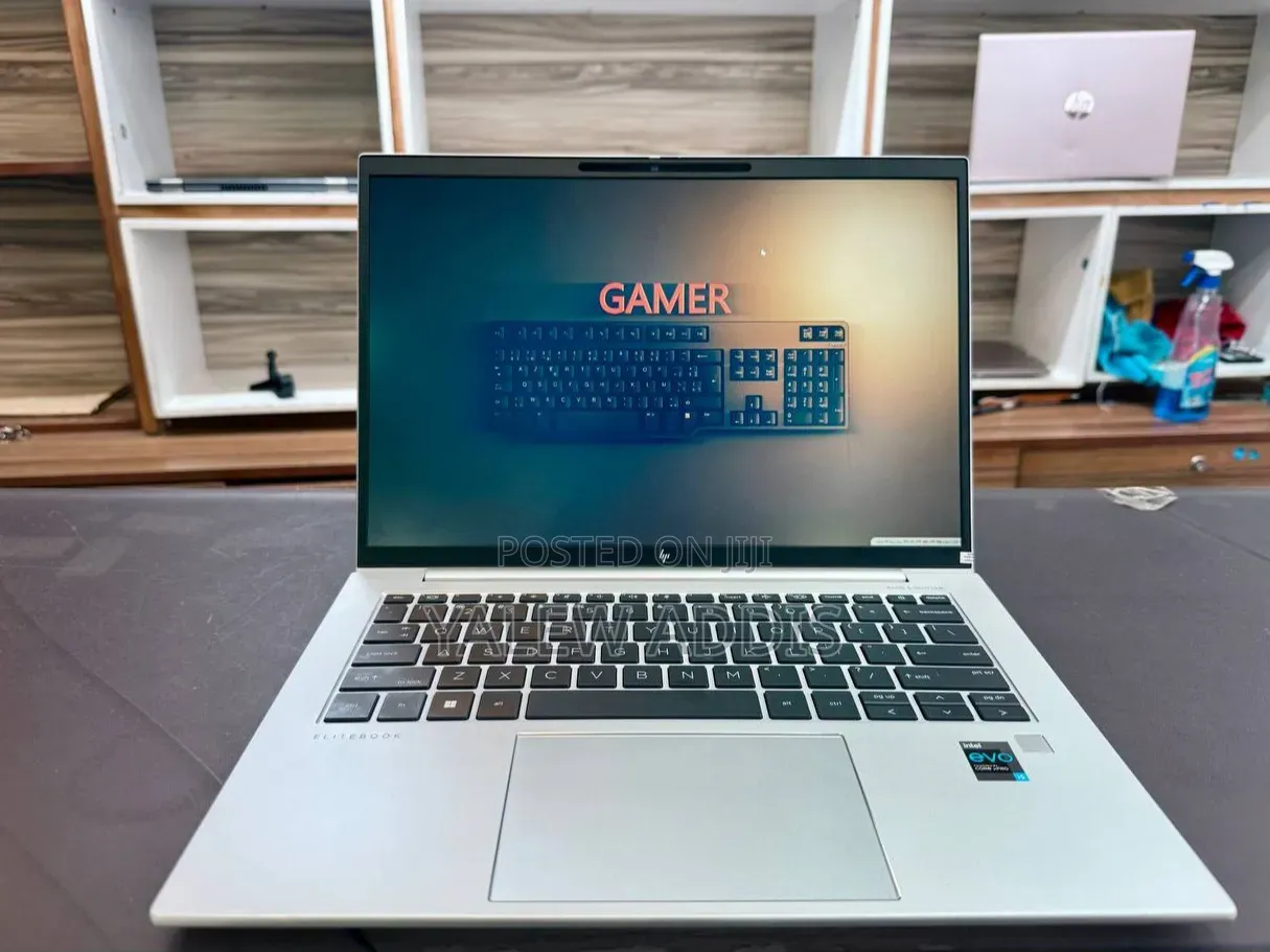 New Laptop HP EliteBook 840 10 16GB Intel Core i5 SSD 1T