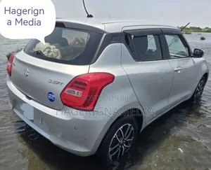 Suzuki Swift 2022 Ivory