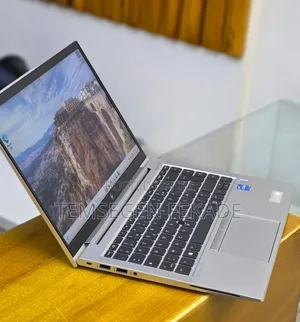 New Laptop HP EliteBook 840 G8 16GB Intel Core i5 SSD 512GB