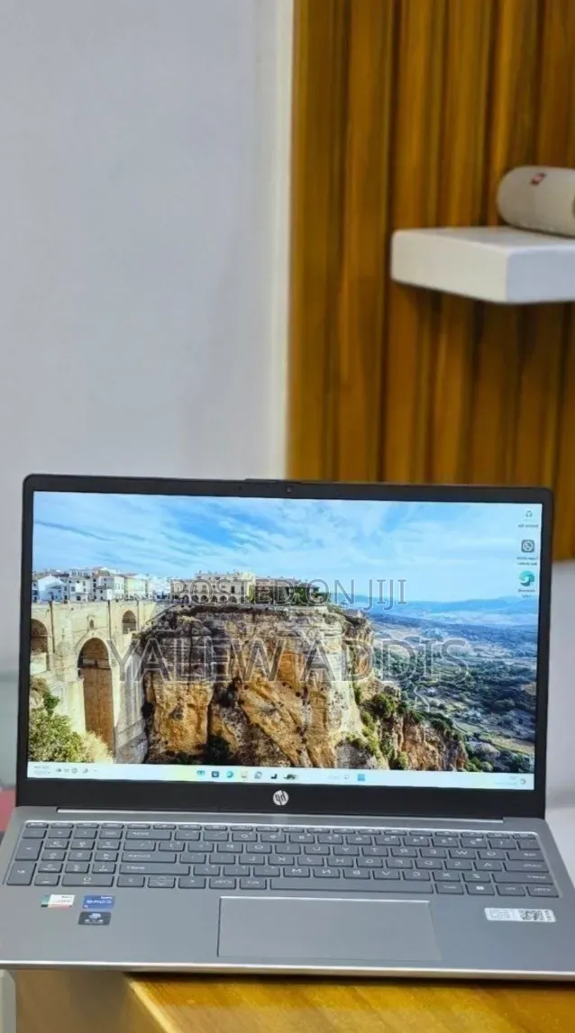 New Laptop HP Stream Notebook 16GB Intel Core i7 SSD 1T