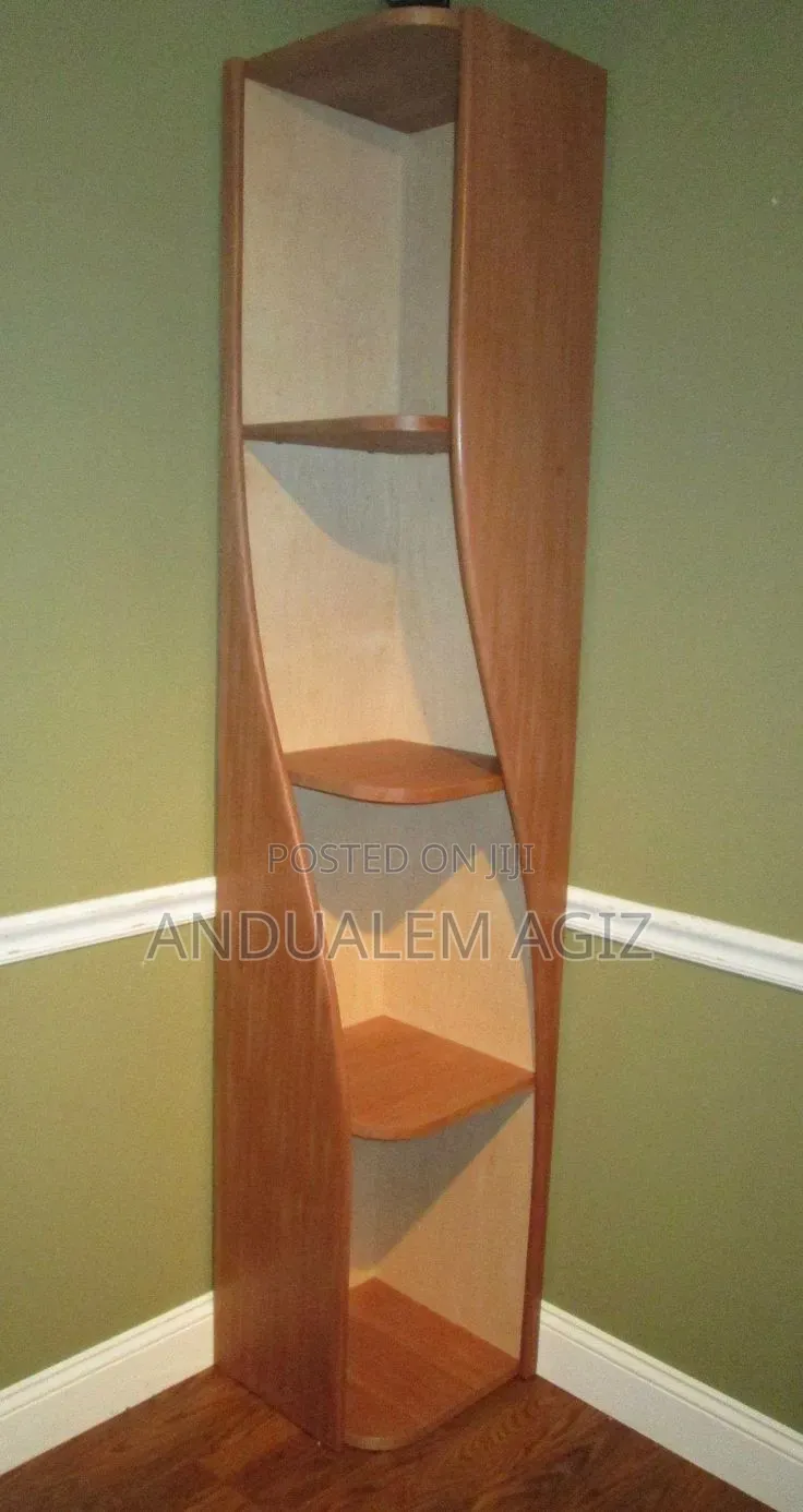 Simple Corner Shelf