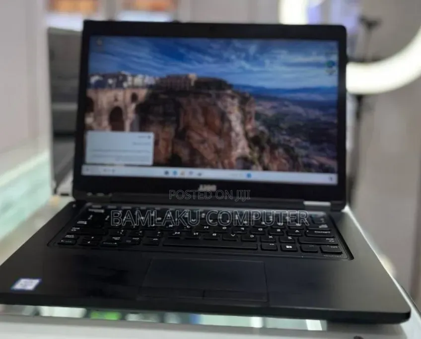 New Laptop Dell Latitude 11 3189 8GB Intel Core i5 HDD 500GB