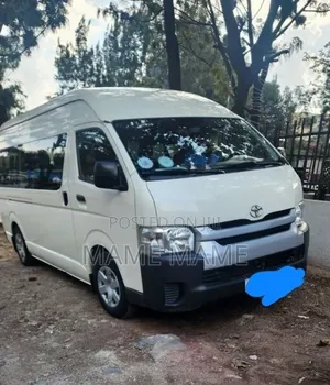 Toyota HiAce 2020 White