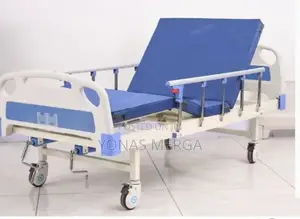 2 Creak Medical Patient Bed燭喆smooth Adjustment of the Bed’s Position.