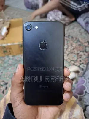 Apple iPhone 7 128 GB Black
