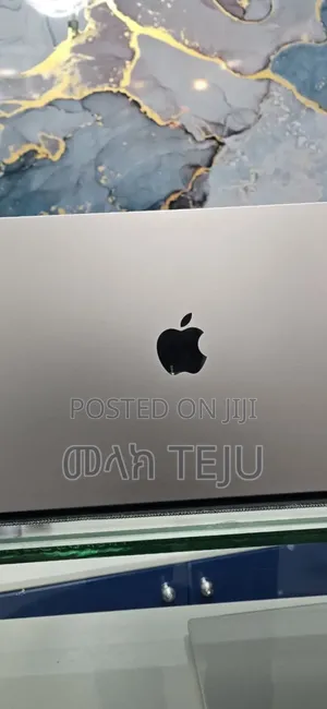 New Laptop Apple MacBook Pro 2019 16GB Apple M2 SSD 512GB