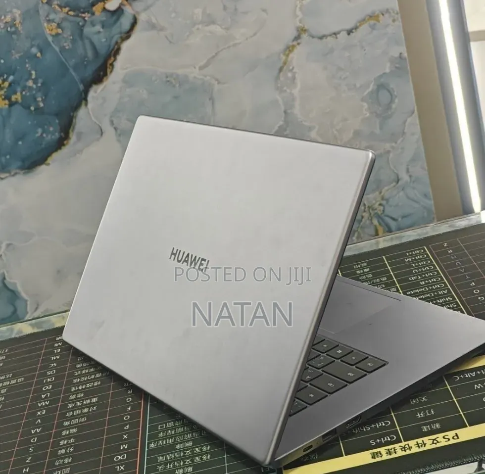 New Laptop Huawei 8GB Intel Core i3 SSD 256GB