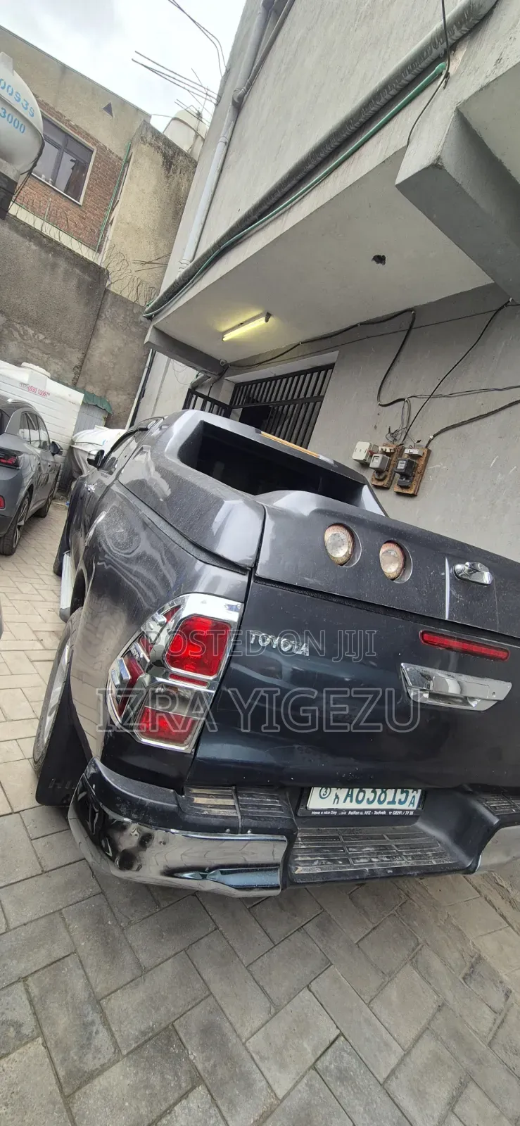 Toyota Hilux 2016 Gray