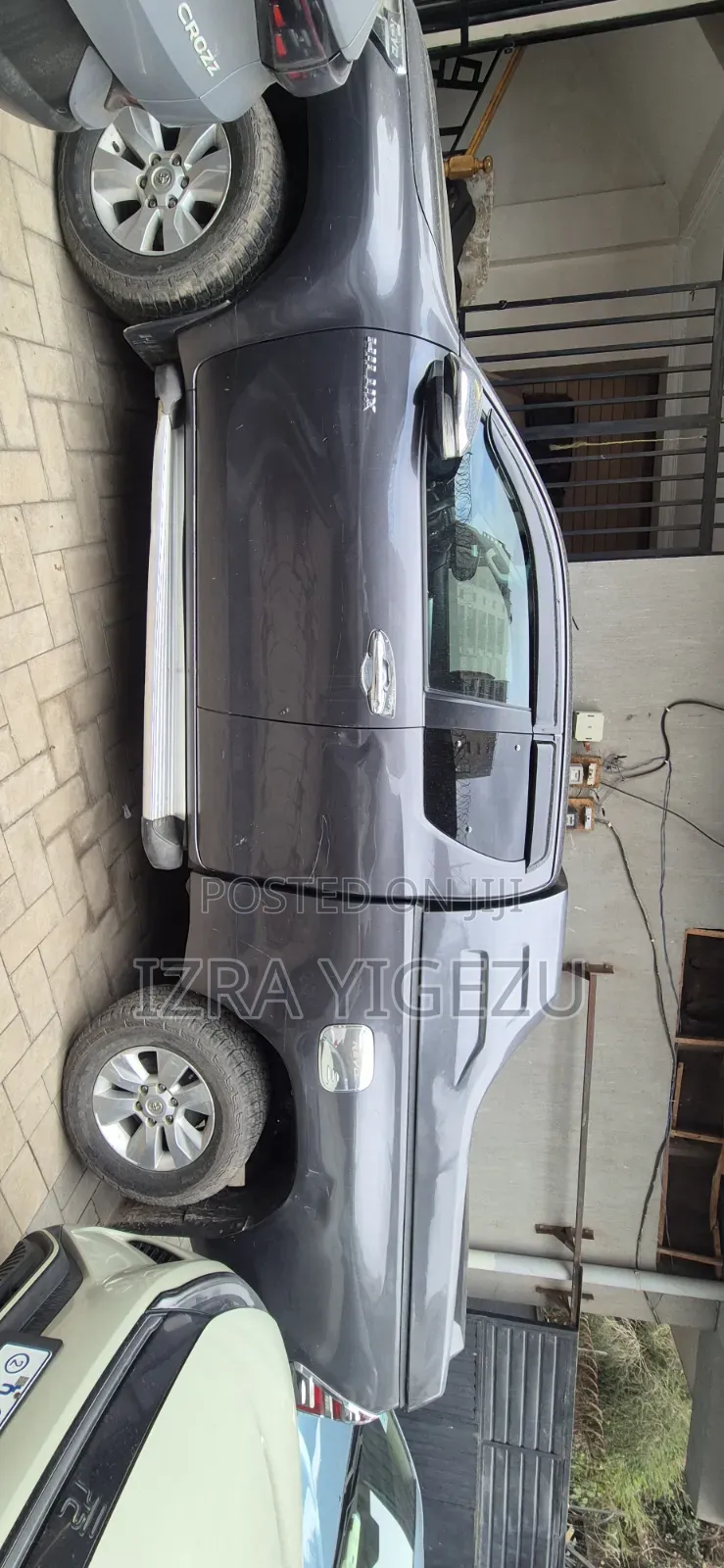Toyota Hilux 2016 Gray