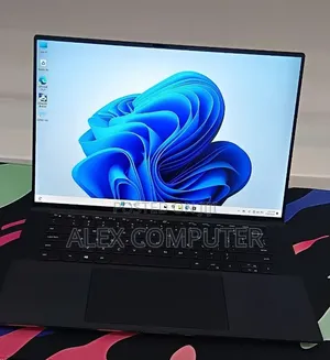 New Laptop Dell XPS 15 16GB Intel Core i7 SSD 512GB