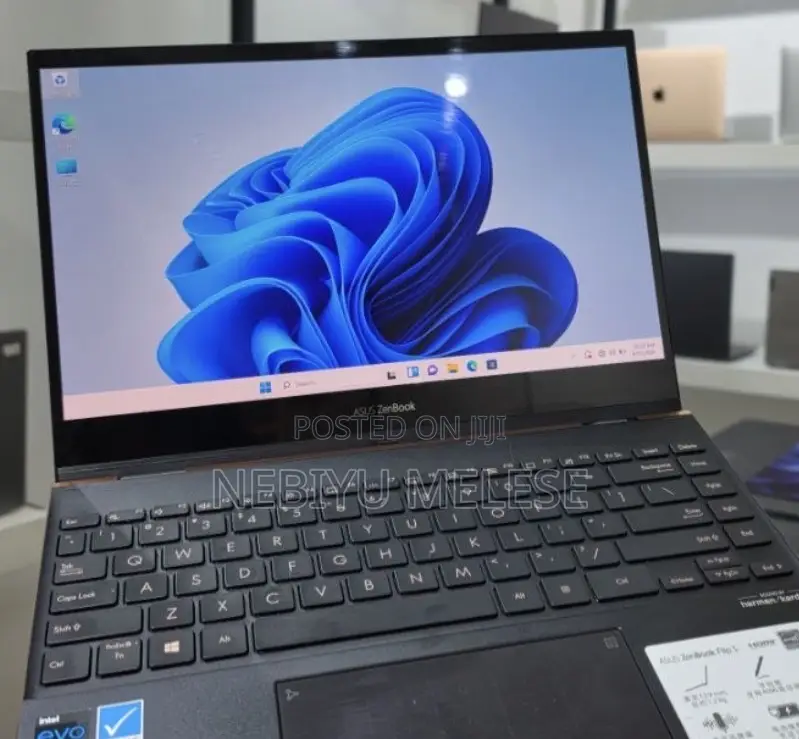 New Laptop Asus ZenBook Flip UX360UA 16GB Intel Core i7 SSD 512GB