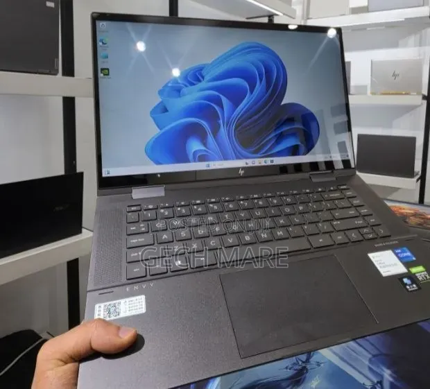 New Laptop HP Envy x360 16GB Intel Core i5 SSD 512GB