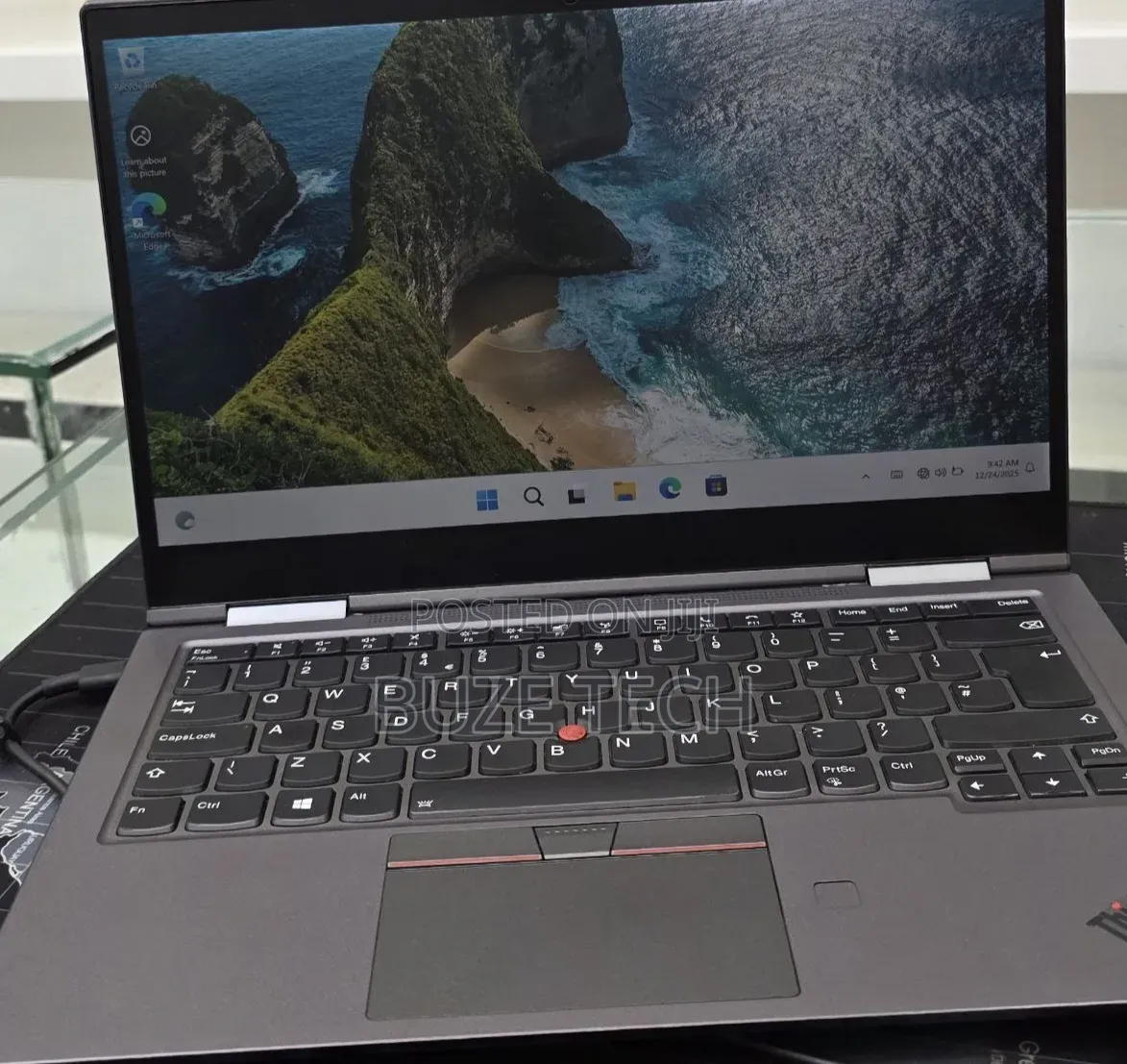 New Laptop Lenovo ThinkPad X1 Yoga 16GB Intel Core i7 SSD 512GB