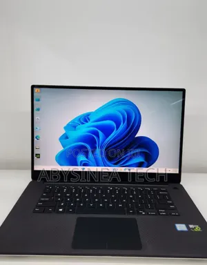 New Laptop Dell XPS 15 16GB Intel Core i7 SSD 512GB