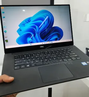 New Laptop Dell XPS 15 16GB Intel Core i7 SSD 512GB