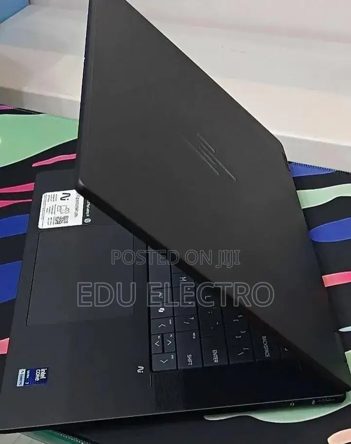New Laptop HP OmniBook X Flip 16" 16GB Intel Core Ultra 7 SSD 1T