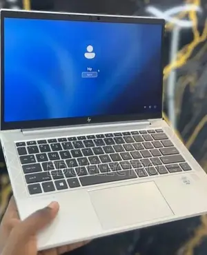 New Laptop HP EliteBook 830 G7 8GB Intel Core i5 SSD 512GB