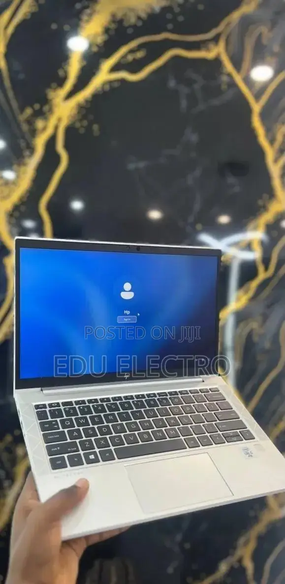 New Laptop HP EliteBook 830 G7 8GB Intel Core i5 SSD 512GB