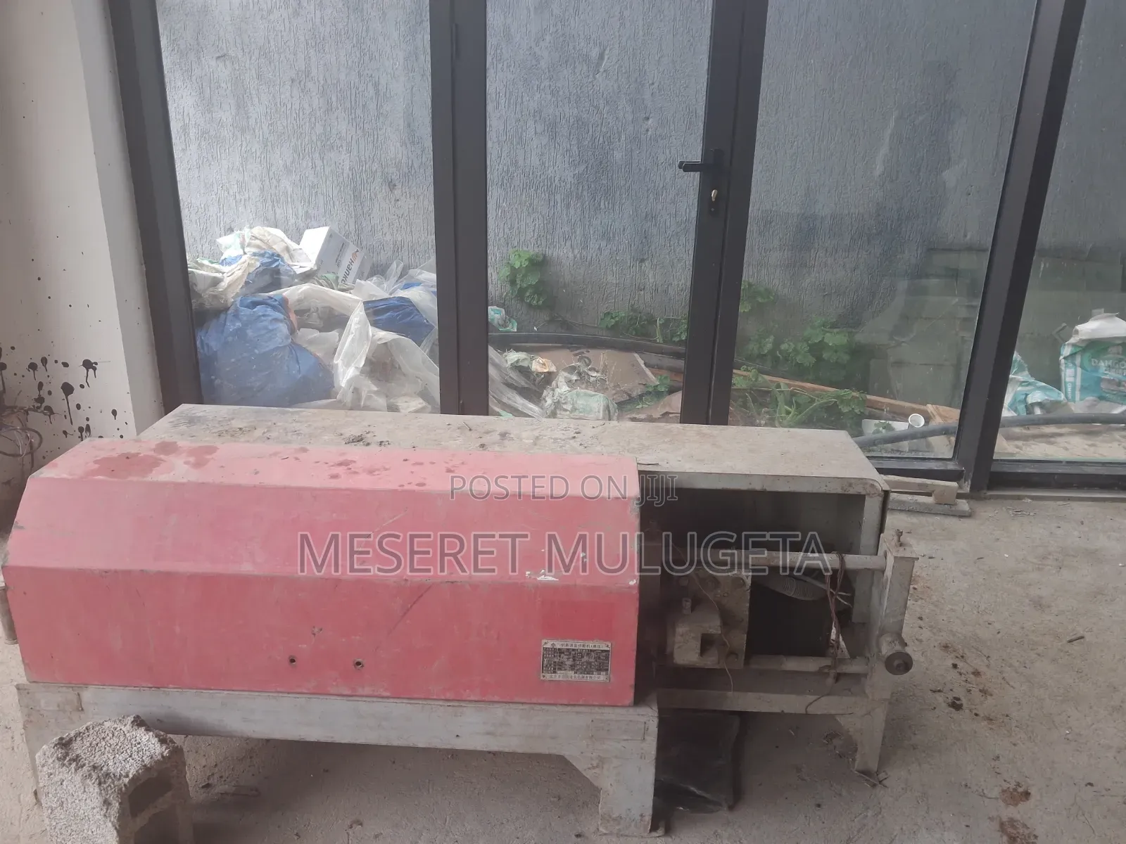 Reinforcing Bar Straightening Machine