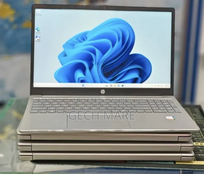 New Laptop HP Stream Notebook 16GB Intel Core i7 SSD 1T