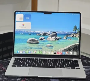New Laptop Apple MacBook Air 2024 M3 16GB Apple M3 SSD 256GB