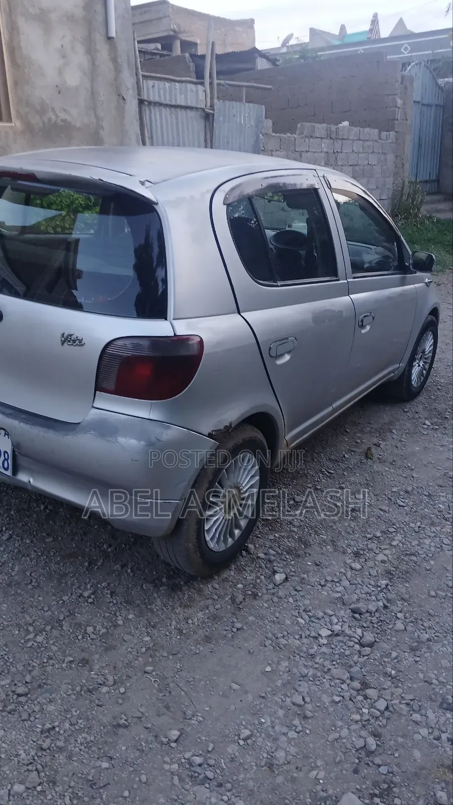 Toyota Vitz 2001 Gray